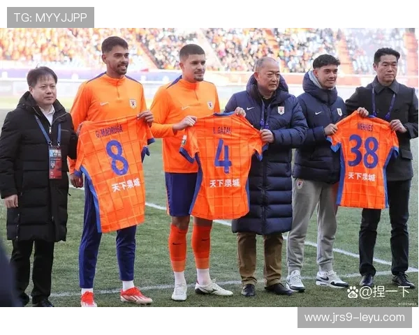 山东泰山中超本土球员表现分析:数据揭秘球队新动力 山东泰山中超本土球员表现分析:数据揭秘球队新动力